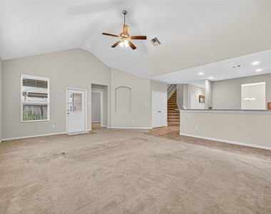 3218 Dapple Vale Trl - Photo Thumbnail 7