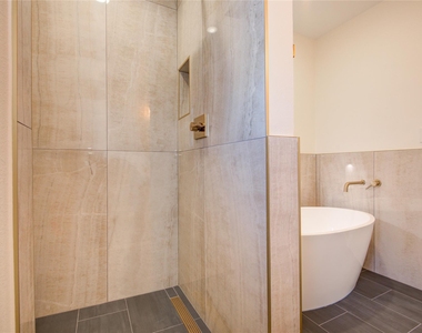 2208 Blodgett Street - Photo Thumbnail 22