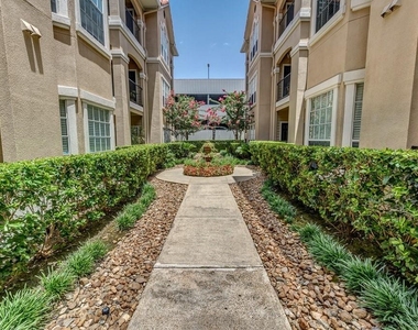 3231 Allen Parkway - Photo Thumbnail 6