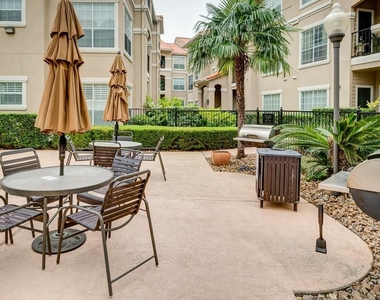 3231 Allen Parkway - Photo Thumbnail 10