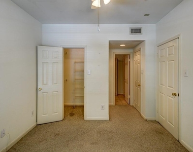 3231 Allen Parkway - Photo Thumbnail 3
