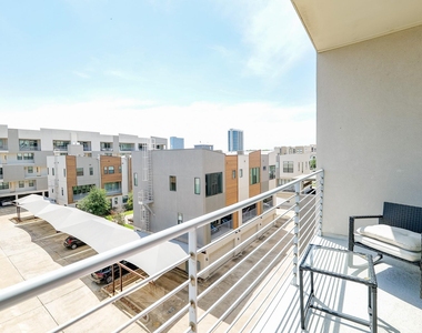 2401 Crawford Street - Photo Thumbnail 6