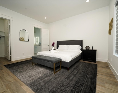 4607 Edmund Street - Photo Thumbnail 38