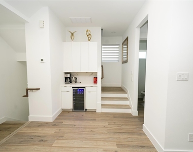 4607 Edmund Street - Photo Thumbnail 24