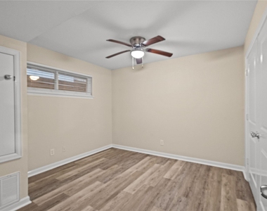 102 Strand Street - Photo Thumbnail 11