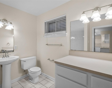 102 Strand Street - Photo Thumbnail 7