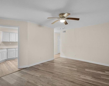 102 Strand Street - Photo Thumbnail 1