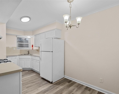 102 Strand Street - Photo Thumbnail 5