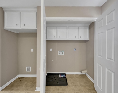 179 Binnacle Court - Photo Thumbnail 10