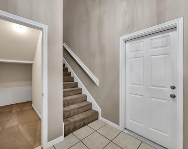 179 Binnacle Court - Photo Thumbnail 3