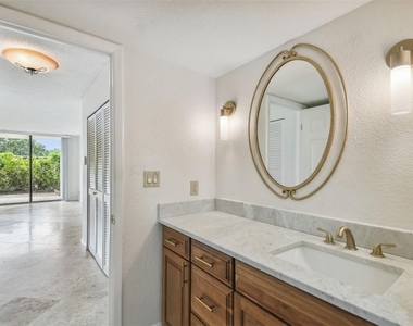 100 Oakmont Lane - Photo Thumbnail 39