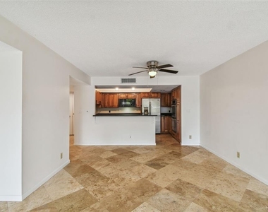 100 Oakmont Lane - Photo Thumbnail 13