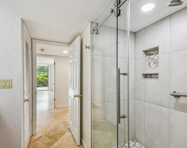 100 Oakmont Lane - Photo Thumbnail 31