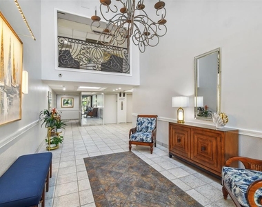 100 Oakmont Lane - Photo Thumbnail 45