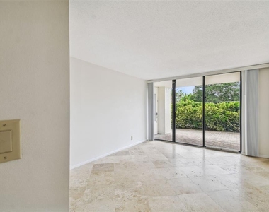 100 Oakmont Lane - Photo Thumbnail 27