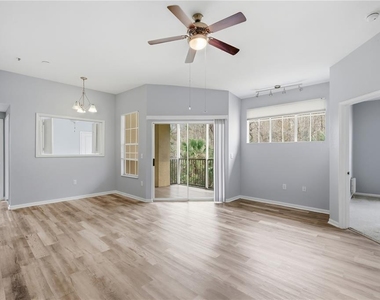 5125 Palm Springs Boulevard - Photo Thumbnail 6