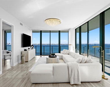 3101 Bayshore Boulevard - Photo Thumbnail 3
