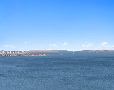 3101 Bayshore Boulevard - Photo Thumbnail 10