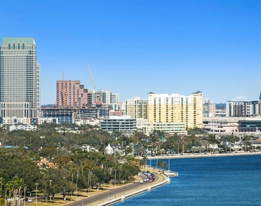 3101 Bayshore Boulevard - Photo Thumbnail 15