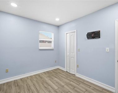 1411 E 24th Avenue - Photo Thumbnail 8