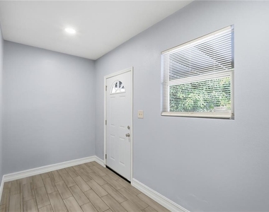 1411 E 24th Avenue - Photo Thumbnail 3