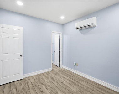 1411 E 24th Avenue - Photo Thumbnail 10
