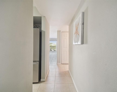5557 Sea Forest Drive - Photo Thumbnail 2