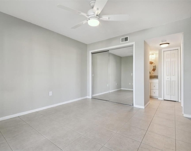 5557 Sea Forest Drive - Photo Thumbnail 28