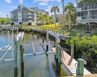 5557 Sea Forest Drive - Photo Thumbnail 57