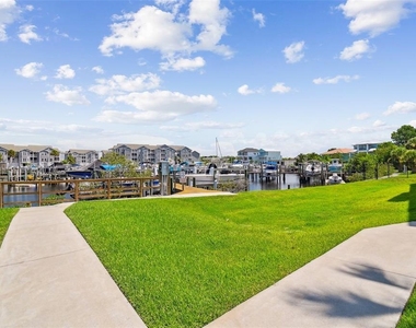 5557 Sea Forest Drive - Photo Thumbnail 77