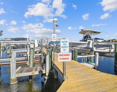 5557 Sea Forest Drive - Photo Thumbnail 44
