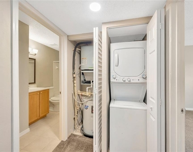 308 Lake Parsons Green - Photo Thumbnail 11