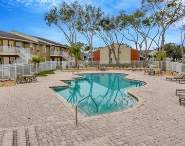 308 Lake Parsons Green - Photo Thumbnail 2