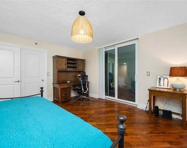 1600 Gulf Boulevard - Photo Thumbnail 42