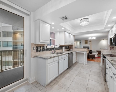 1600 Gulf Boulevard - Photo Thumbnail 21