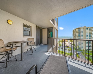 1600 Gulf Boulevard - Photo Thumbnail 24