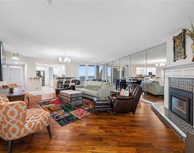 1600 Gulf Boulevard - Photo Thumbnail 11