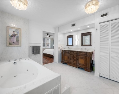 1600 Gulf Boulevard - Photo Thumbnail 53