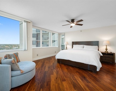 1600 Gulf Boulevard - Photo Thumbnail 48
