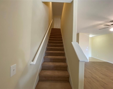 11903 Greengate Drive - Photo Thumbnail 16