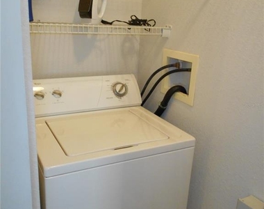 2171 Portofino Place - Photo Thumbnail 23