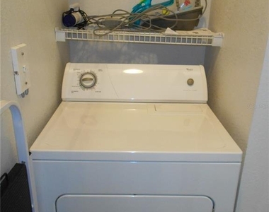 2171 Portofino Place - Photo Thumbnail 24