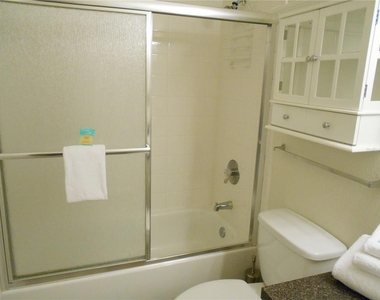 2171 Portofino Place - Photo Thumbnail 21