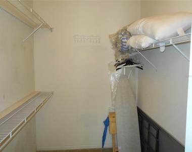 2171 Portofino Place - Photo Thumbnail 16