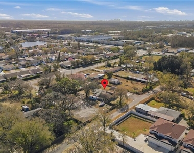 10301 Trail Ridge Lane - Photo Thumbnail 31