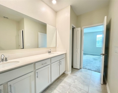 4424 Blackbird Street - Photo Thumbnail 7