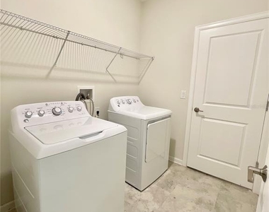 4424 Blackbird Street - Photo Thumbnail 12