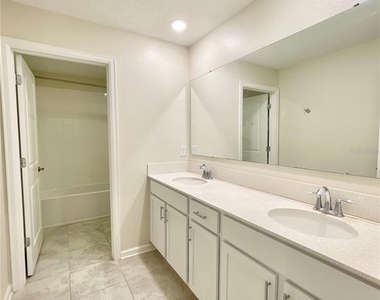 4424 Blackbird Street - Photo Thumbnail 16