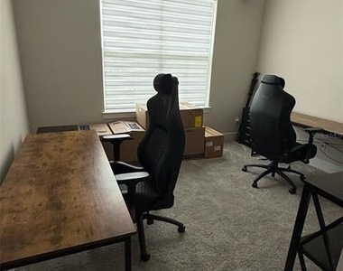 5681 Arborvista Drive - Photo Thumbnail 6