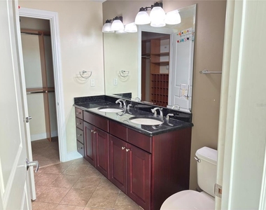 101 S Eola Drive - Photo Thumbnail 13